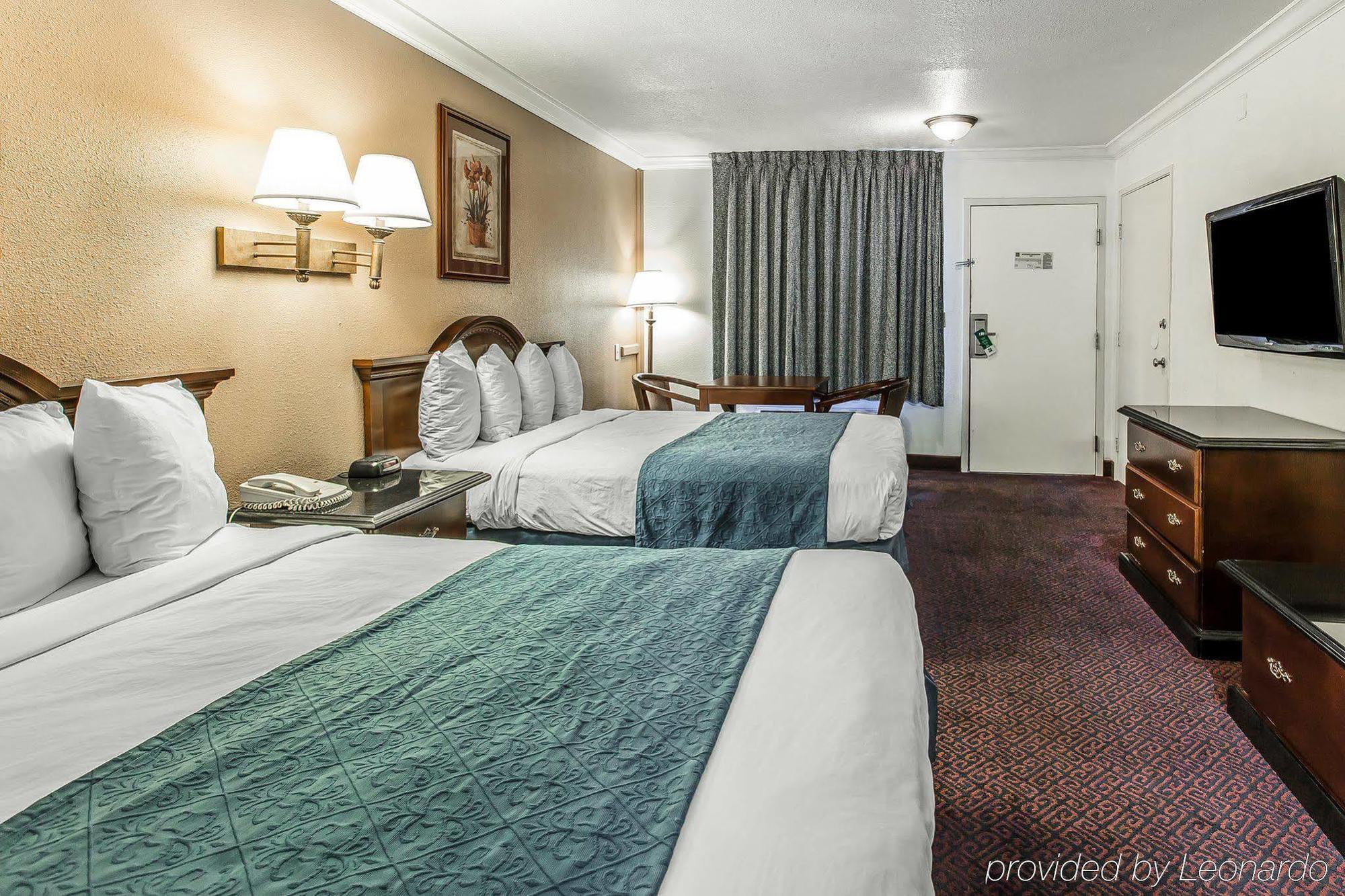 Quality Inn Hemet - San Jacinto Exterior photo